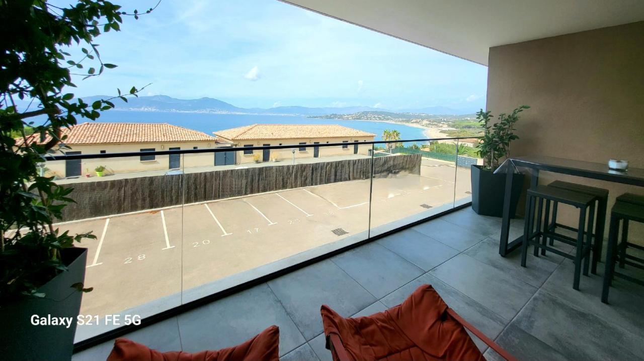 Appartement De Standing Bord De Mer Pietrosella Exterior foto
