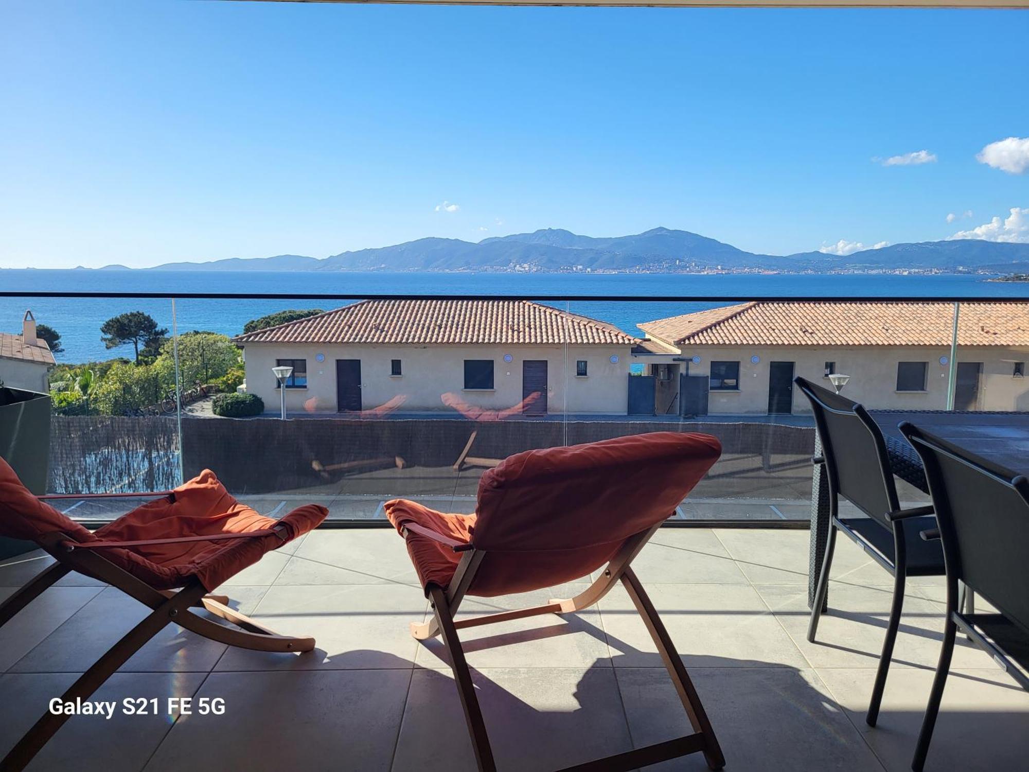 Appartement De Standing Bord De Mer Pietrosella Exterior foto